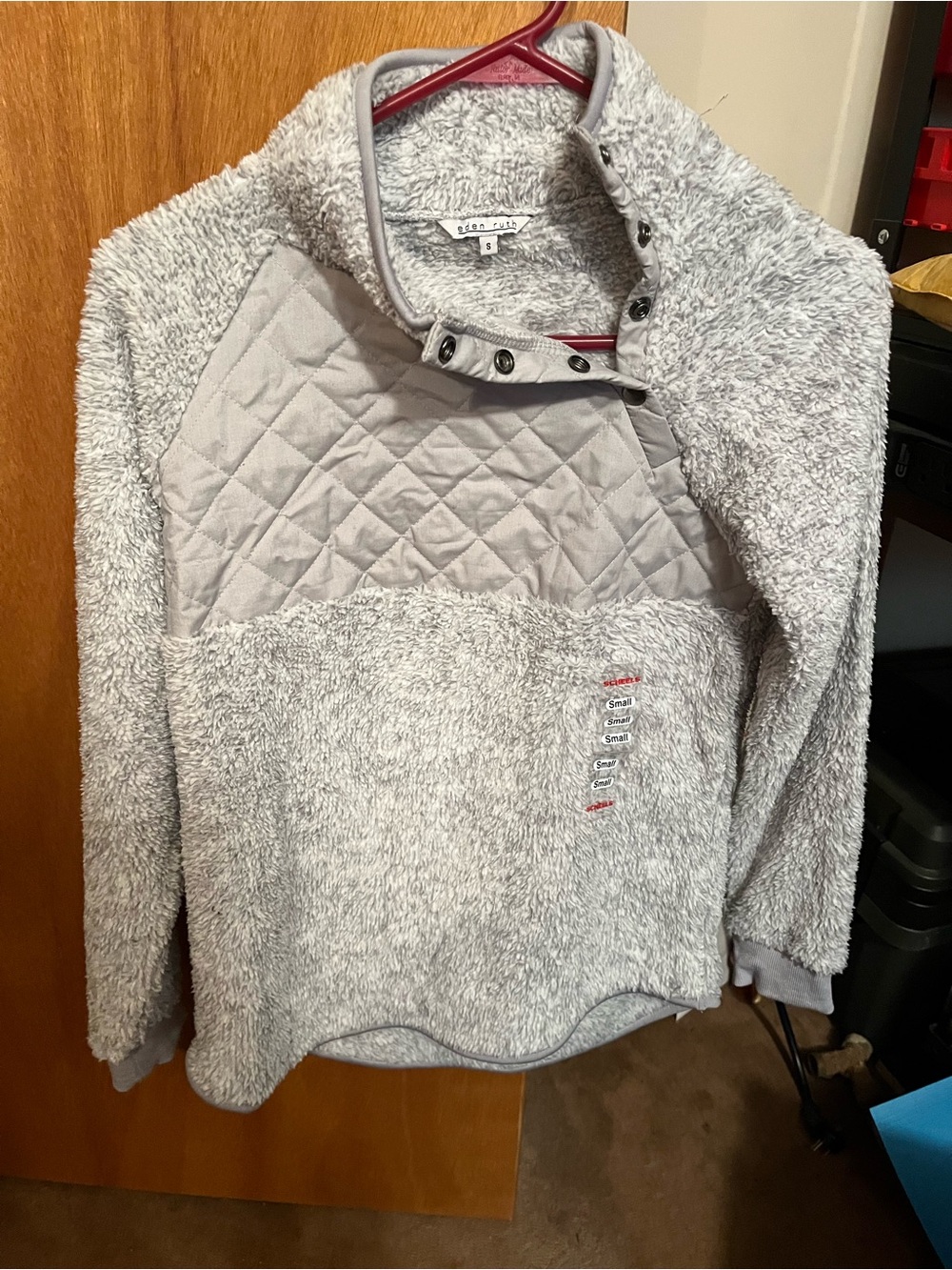 Cozy Quilted Sherpa Pullover Jacket - Light Gray
